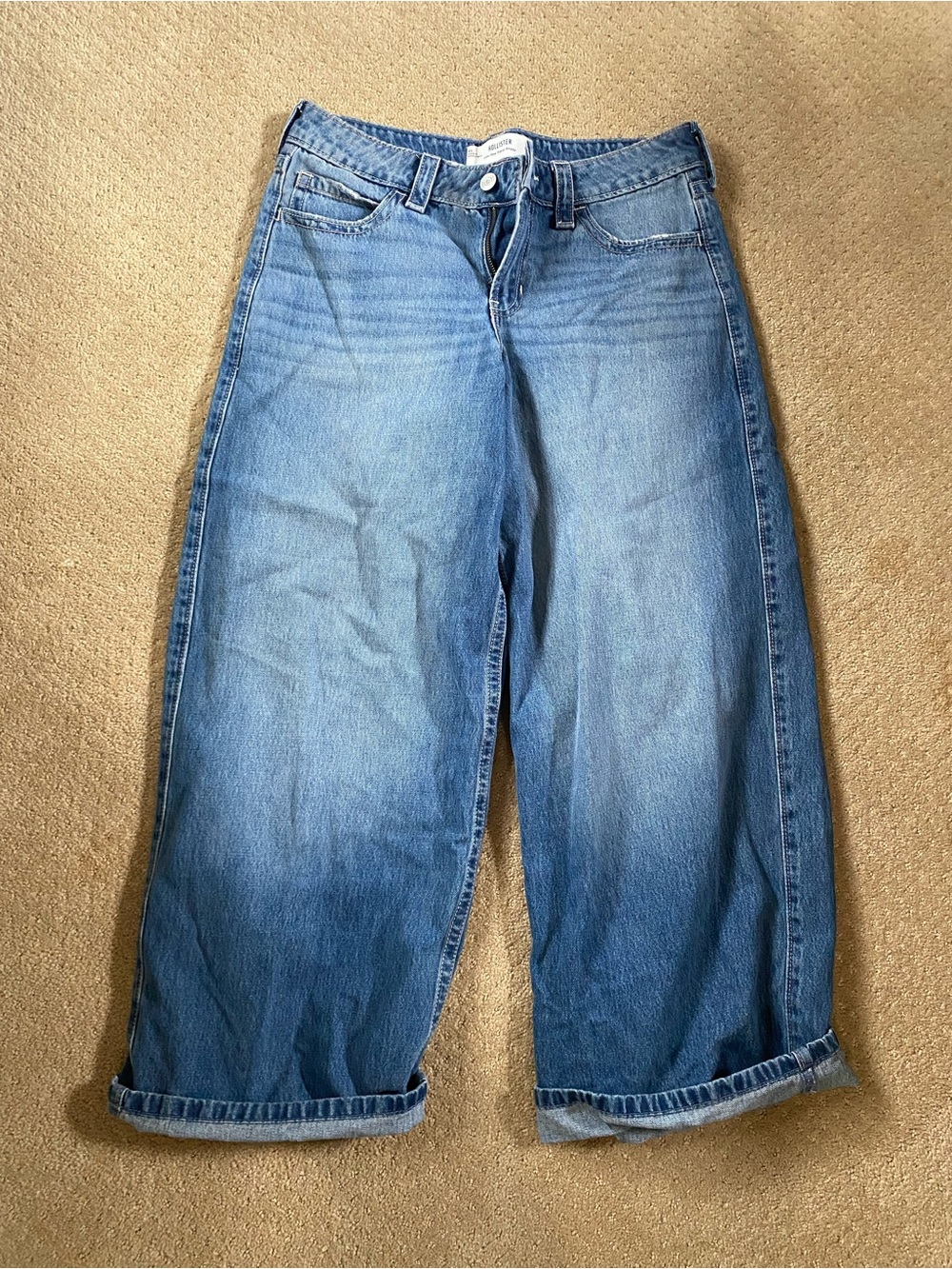 Hollister medium wash Low-Rise Super Baggy Jeans